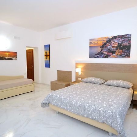 Dipino Accommodation Майори Экстерьер фото