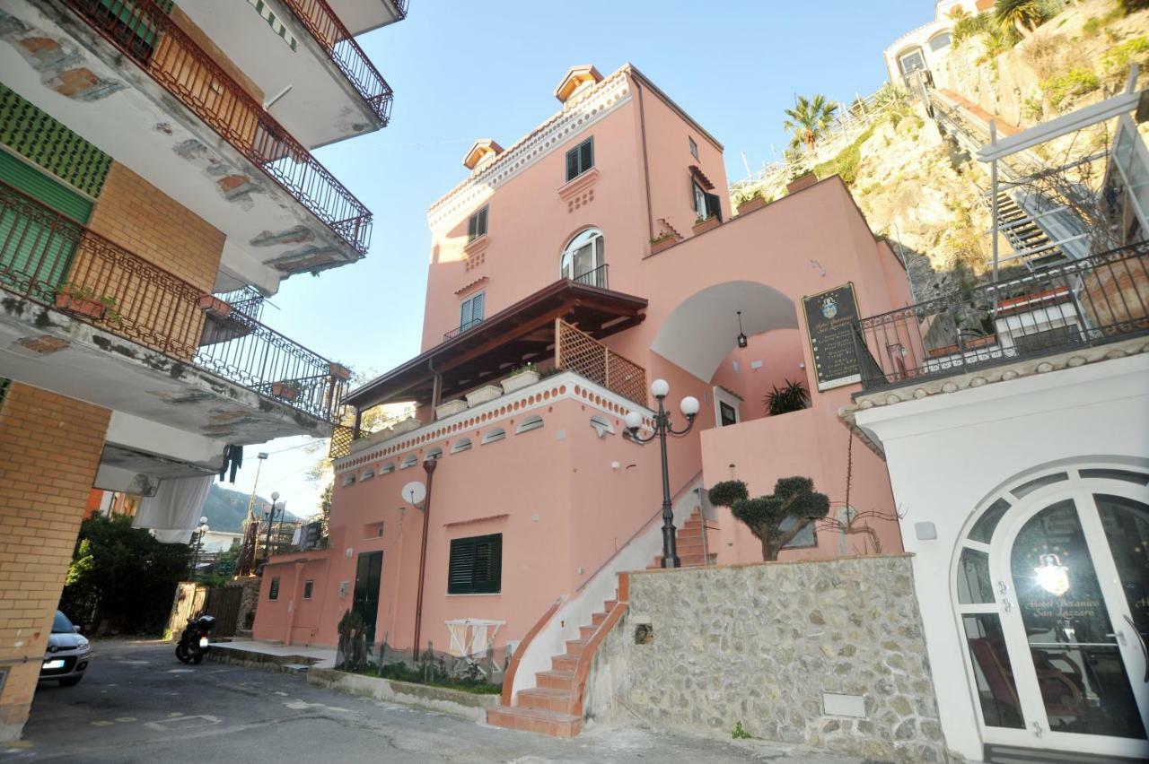 Dipino Accommodation Майори Экстерьер фото